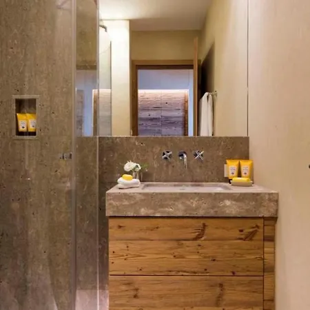 5br Elegant Gestaltete Mit Sauna Apartman *
